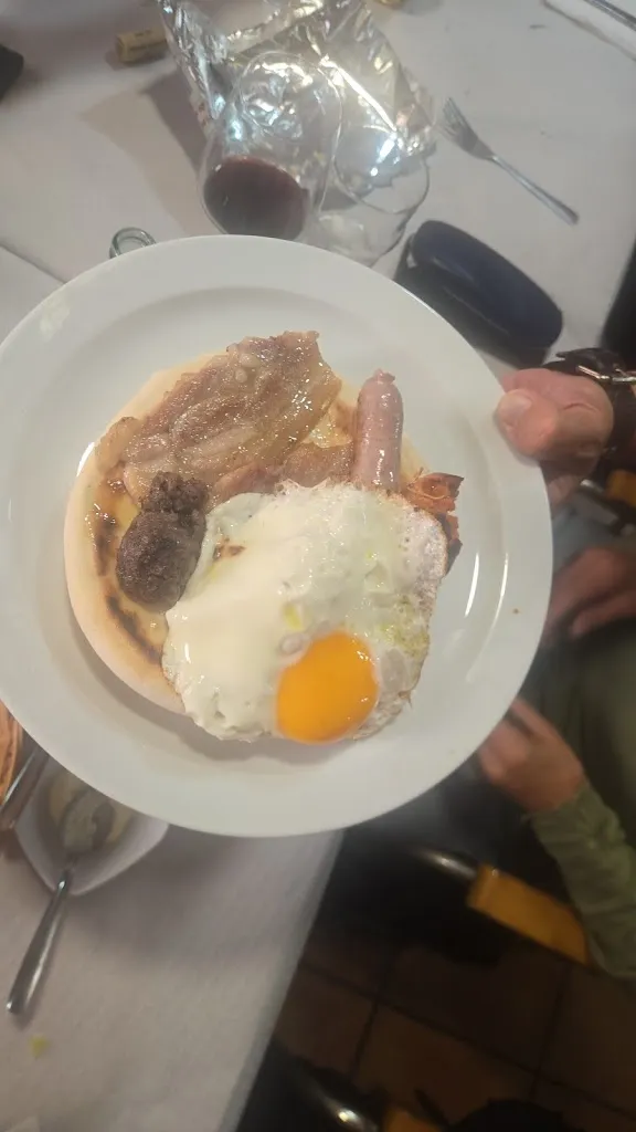 Antoni Costa_Bar El Lucas_Agost_review