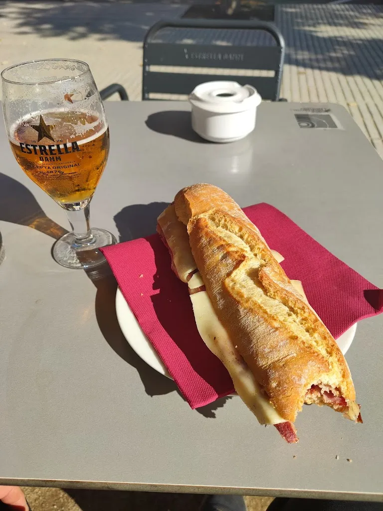 Menu_Bar cafeteria el quinto_Bescanó_image_6