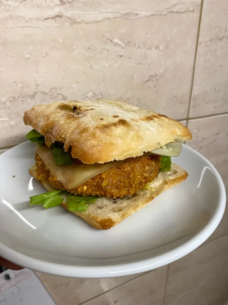 Bar restaurant Can Serrallonga_Bescanó_slider_image_3