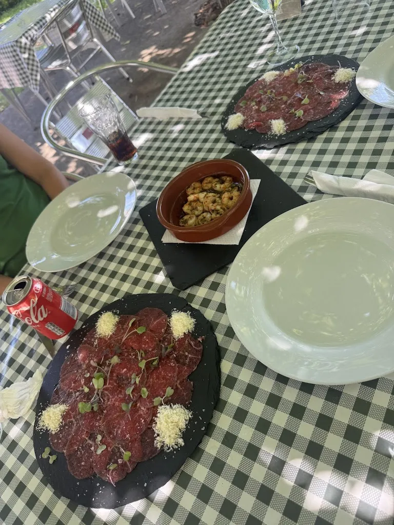 Joel Garriga Roura_La Masia de Mas Llunès_Bescanó_review