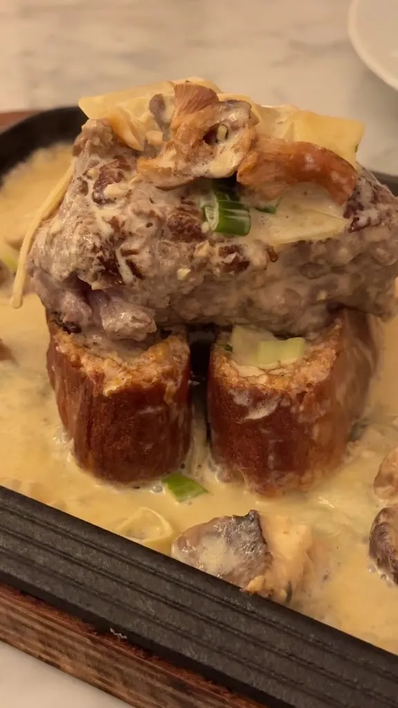 Angelina Hardy_Begurio_Begur_review