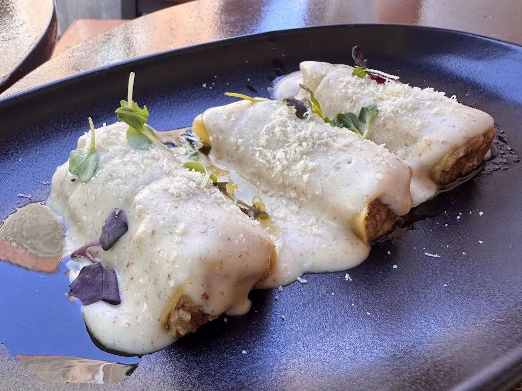 Aaron Brown_Sa Barra Begur_Begur_review