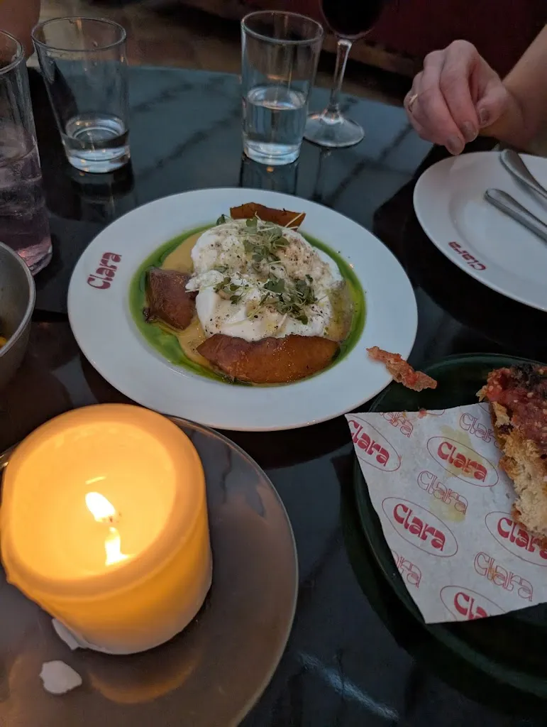 Charles Duncan Miller Renfro V_Clara Begur_Begur_review