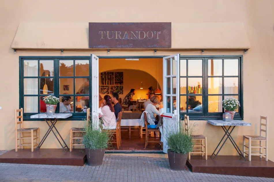 Restaurant Turandot_Begur_slider_image_1