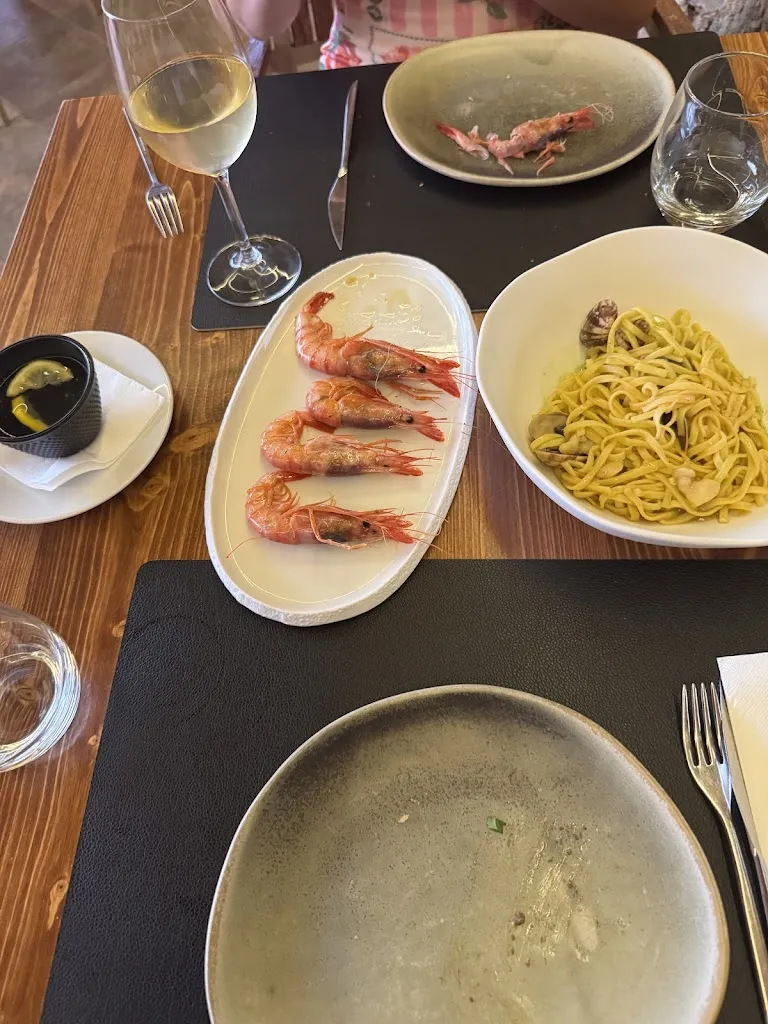 Joshu Thomas_Son Molas_Begur_review