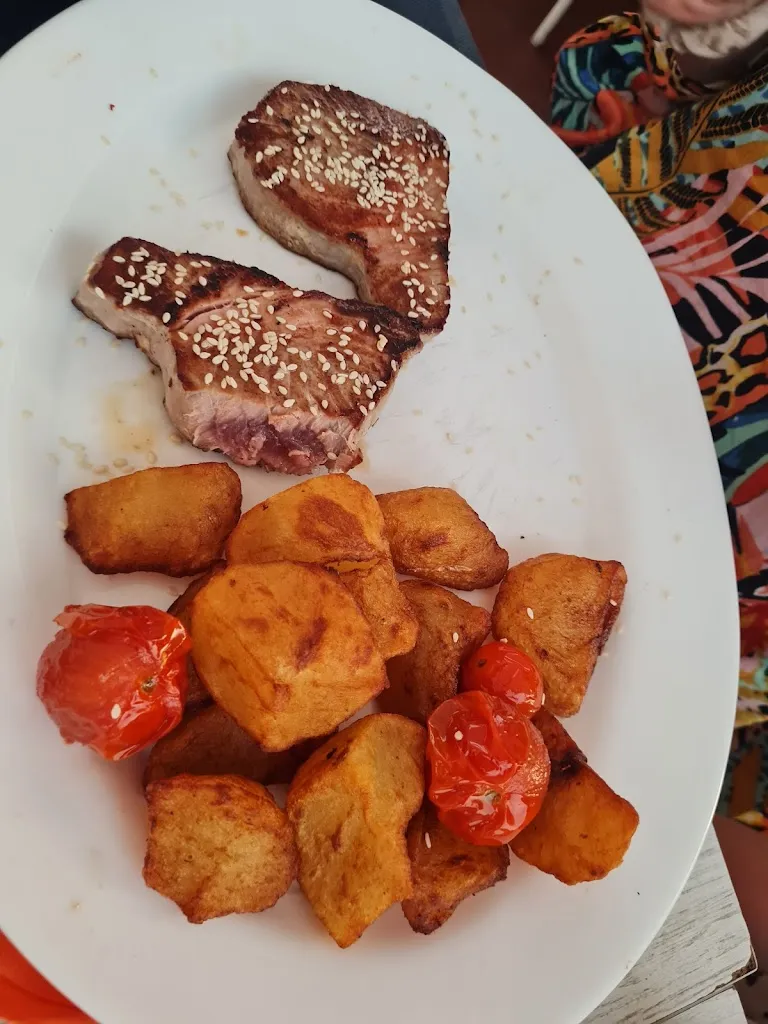 Davidas Geguzinskis_Bar Restaurant La Janethe_Begur_recensione