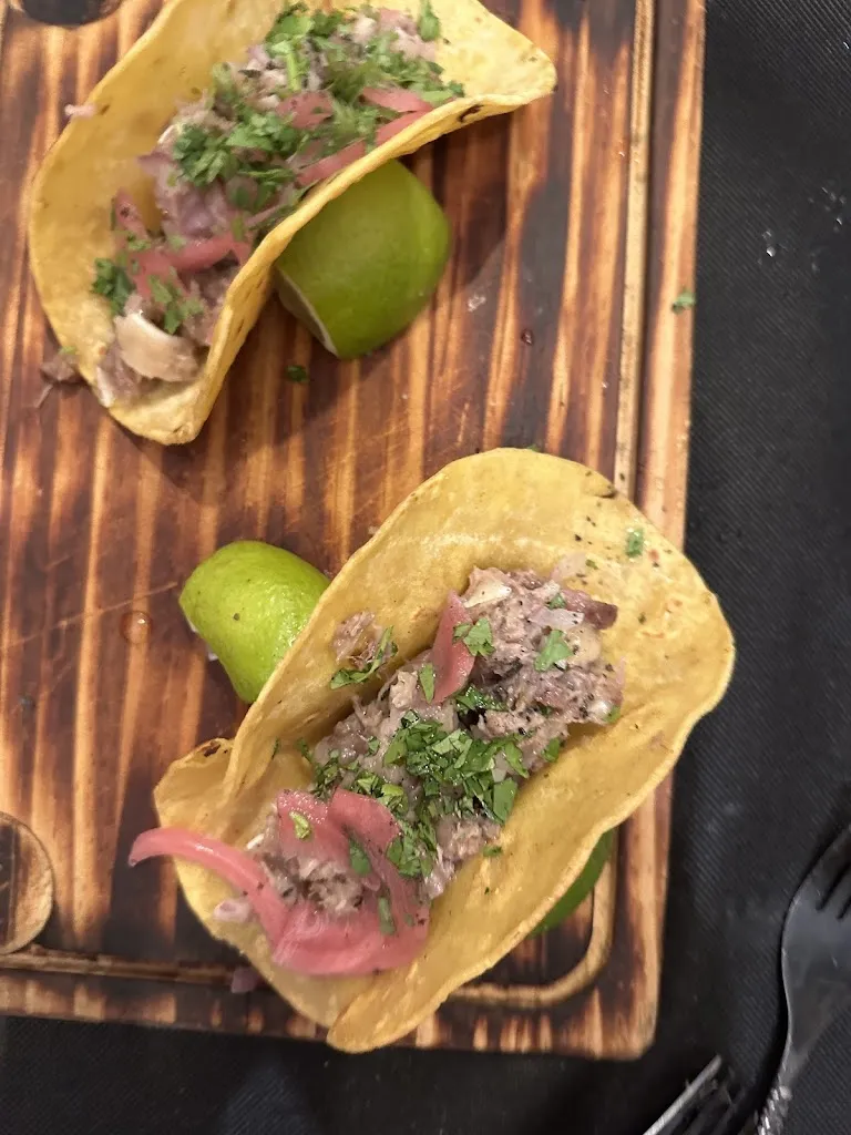 Maya Minkin_La Motxa_Begur_review