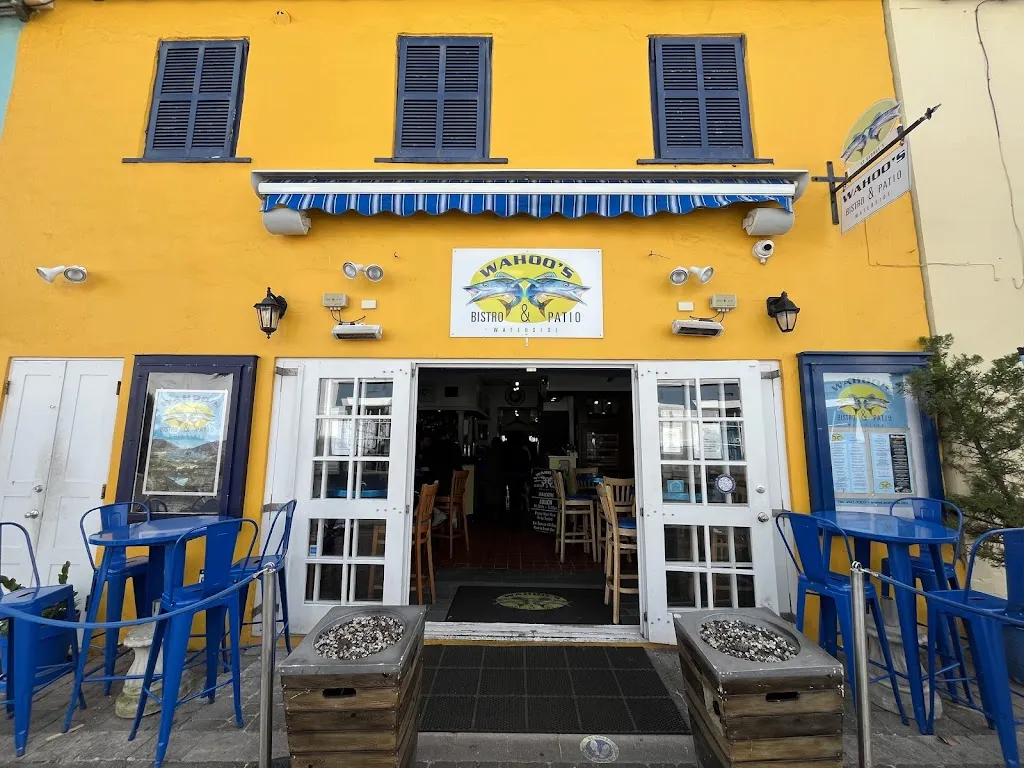 Wahoo's Bistro & Patio_Beuda_slider_image_1