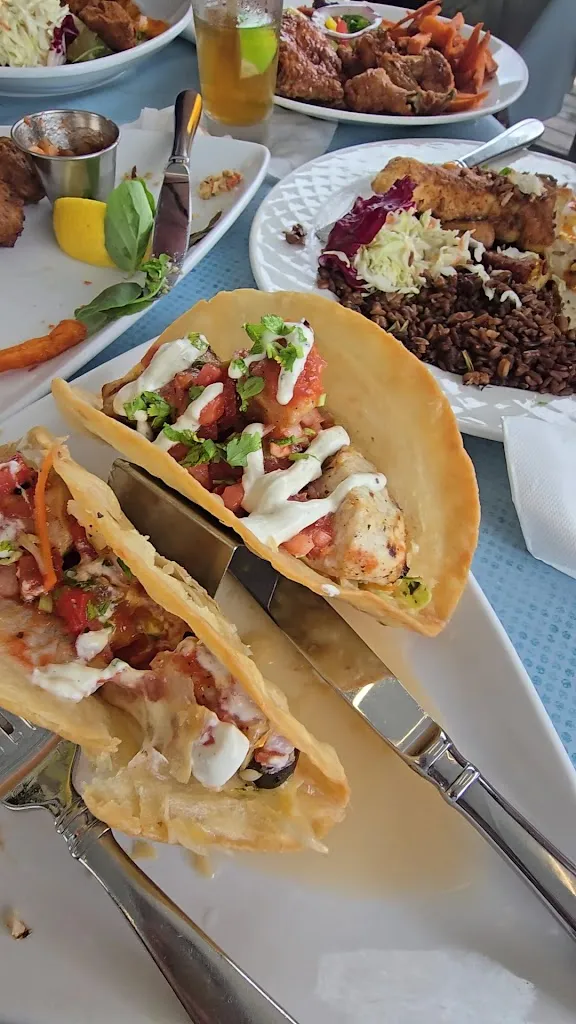 Wahoo's Bistro & Patio_Beuda_slider_image_2