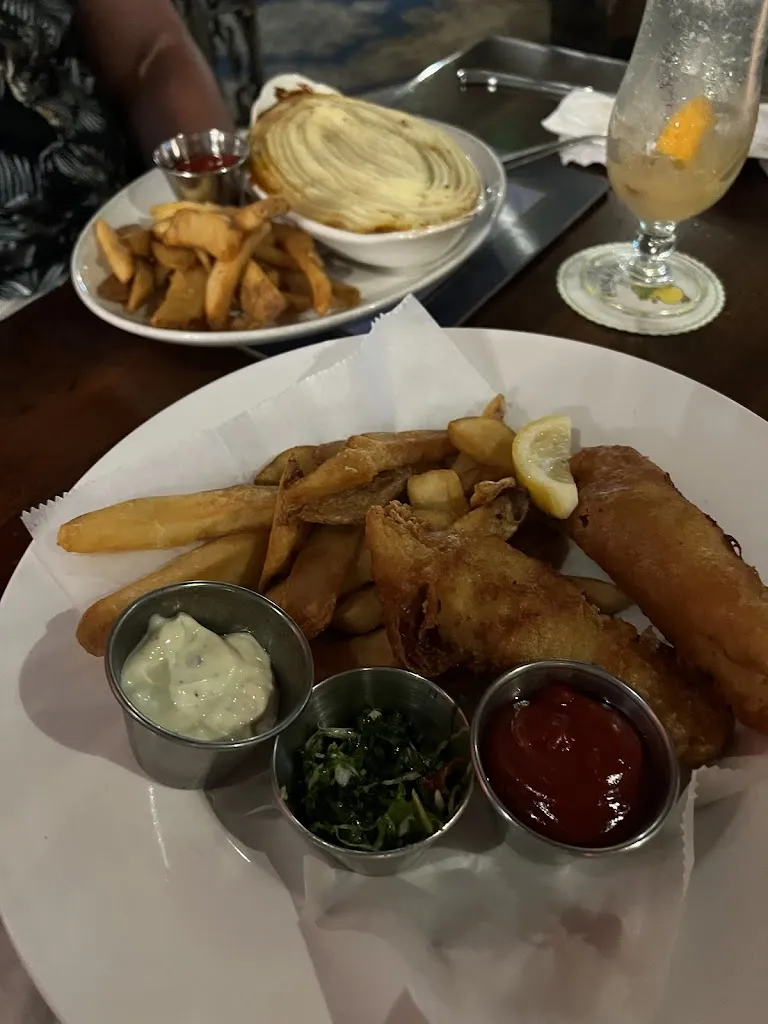 Alie Bates_Frog & Onion Pub and Restaurant_Beuda_review
