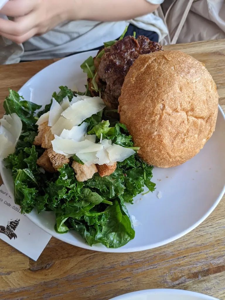 Menu_Devil's Isle Cafe_Beuda_image_8