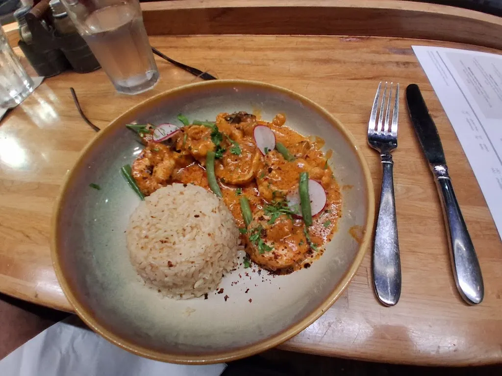 Omar Naji_Devil's Isle Cafe_Beuda_avis