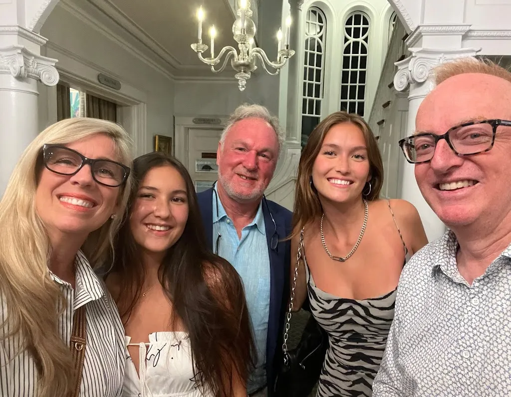 Theresa Lavin_Huckleberry_Beuda_review