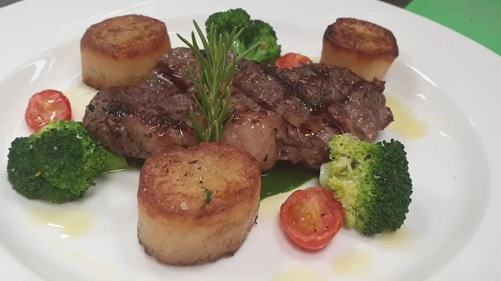 Huckleberry_Beuda_slider_image_2