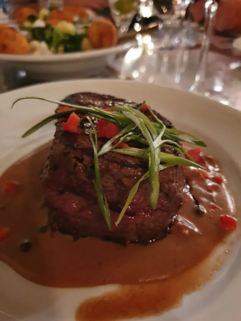 Menu_Mad Hatters_Beuda_image_6