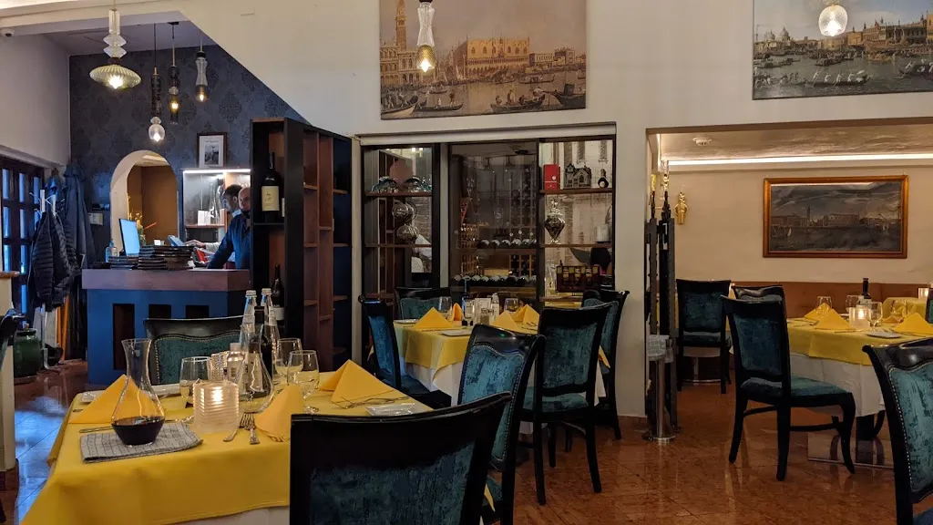 Little Venice_Beuda_slider_image_1