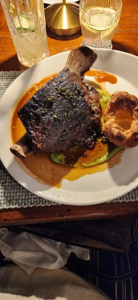 k Benjamin_THE WATERLOT_Beuda_recensione