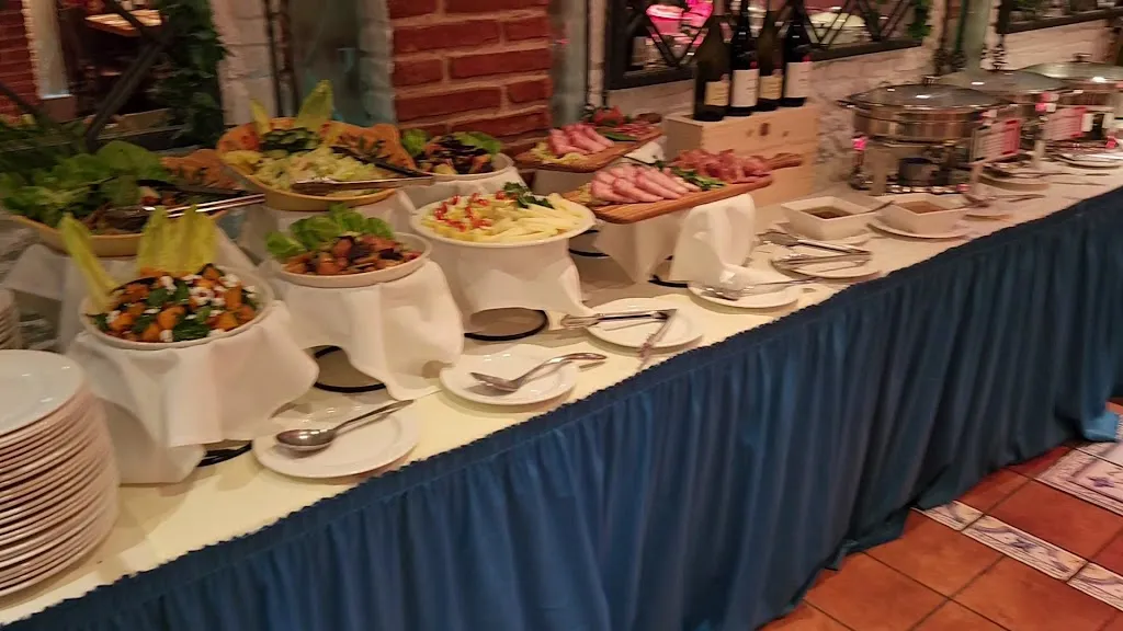 La Trattoria Restaurant_Beuda_slider_image_2