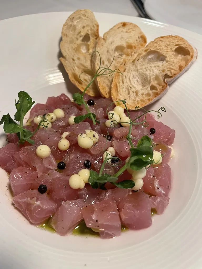 Barracuda Grill Seafood & Chops_Beuda_slider_image_3