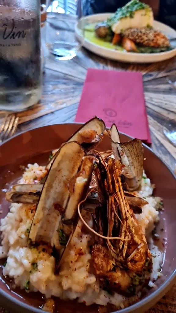 Le Dit-Vin_Aigües_slider_image_2