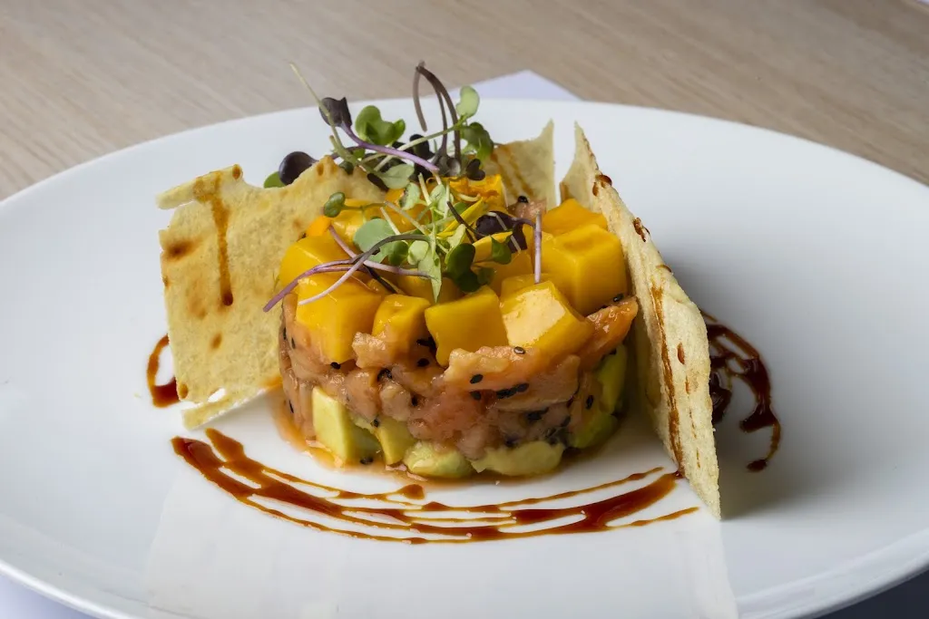 Restaurant Vora Estany, la millor posta de sol de Banyoles_Banyoles_slider_image_3