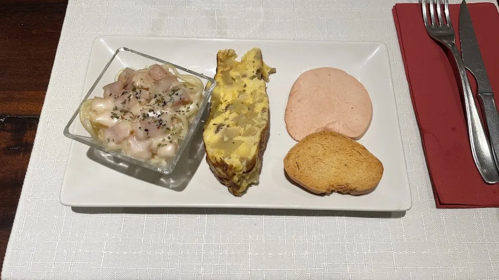 John Dovecote_Les Estunes_Banyoles_review