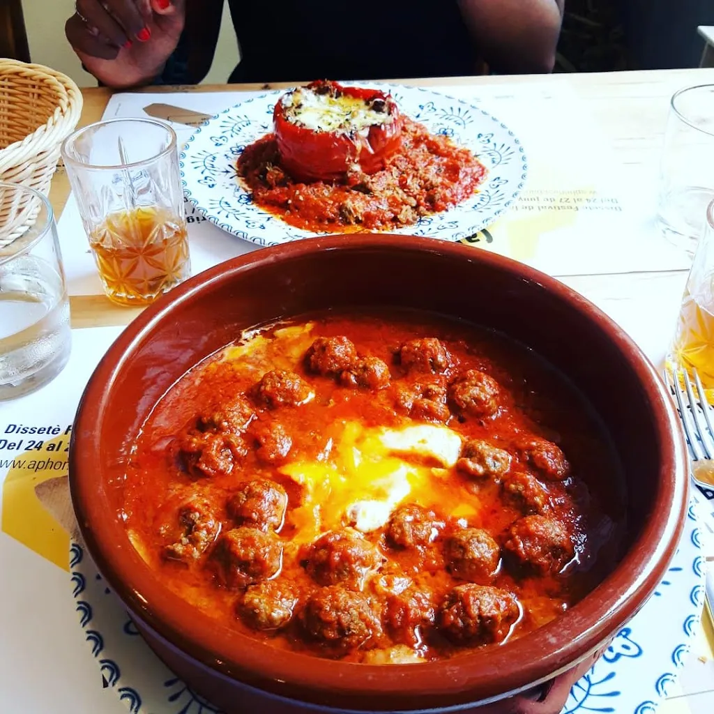 Fatima El Hayel_Bar Restaurant La Porta del Món_Banyoles_review