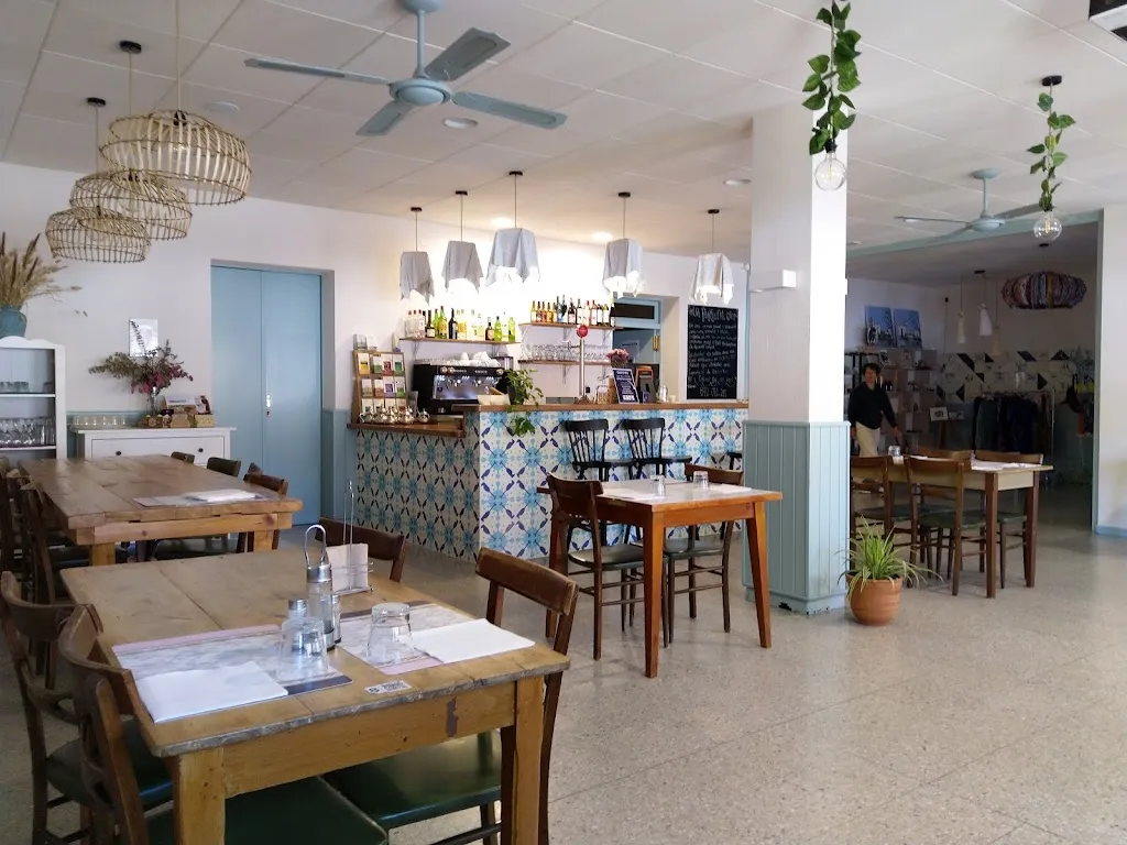 Bar Restaurant La Porta del Món_Banyoles_slider_image_1