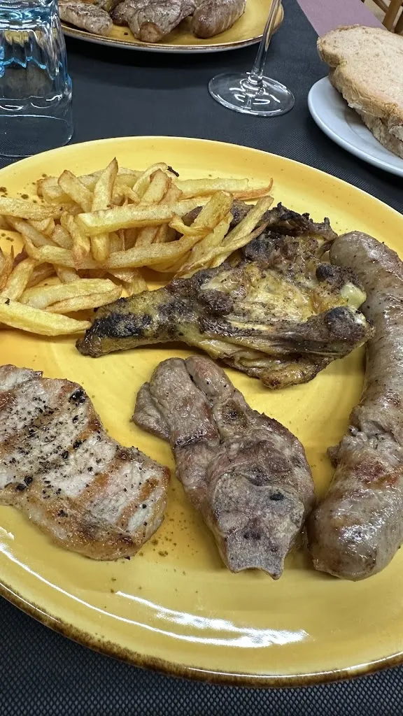 David Kimis_Can Garriga_Banyoles_review