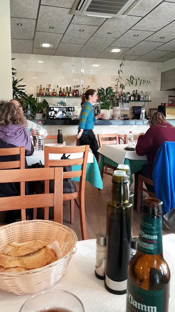 Bar Restaurant El Sindicat_Banyoles_slider_image_2