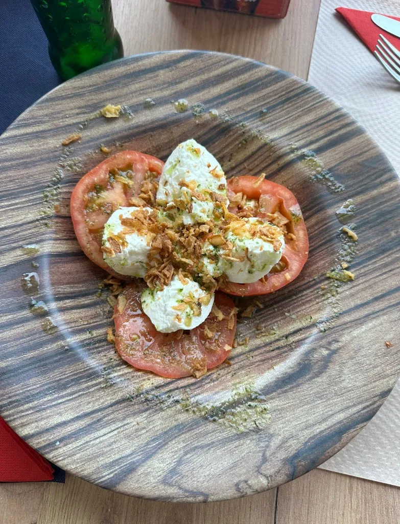 Dan Andrei Rusu_Forquilla i Ganivet_Banyoles_review