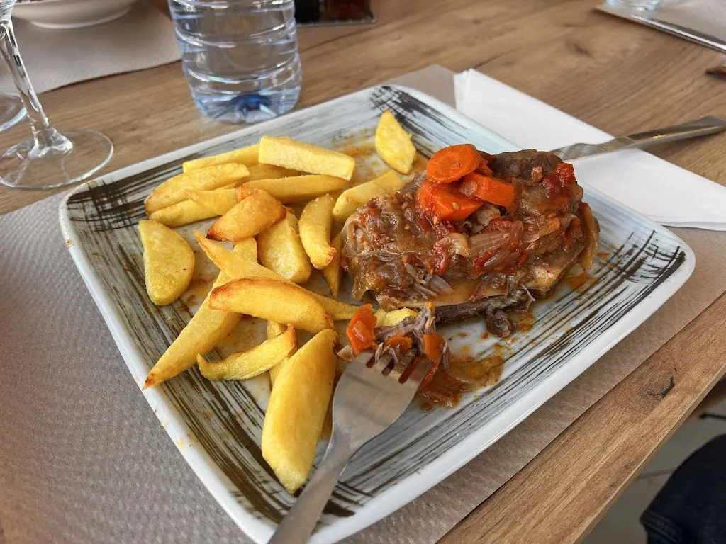 Forquilla i Ganivet restaurant in Banyoles