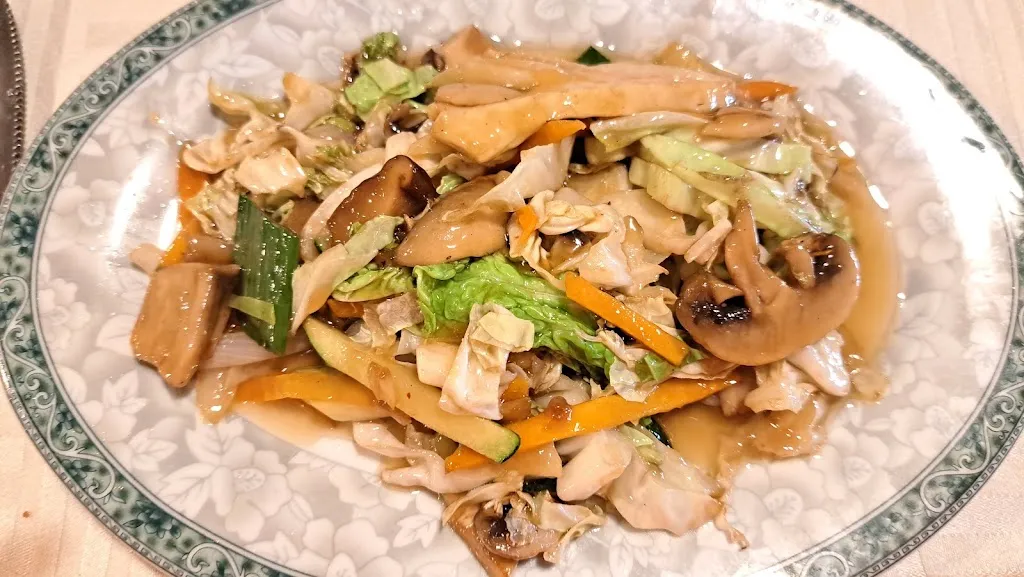 SANTIAGO LOPEZ ADAM_Restaurant Xinès la Gran Muralla_Banyoles_review