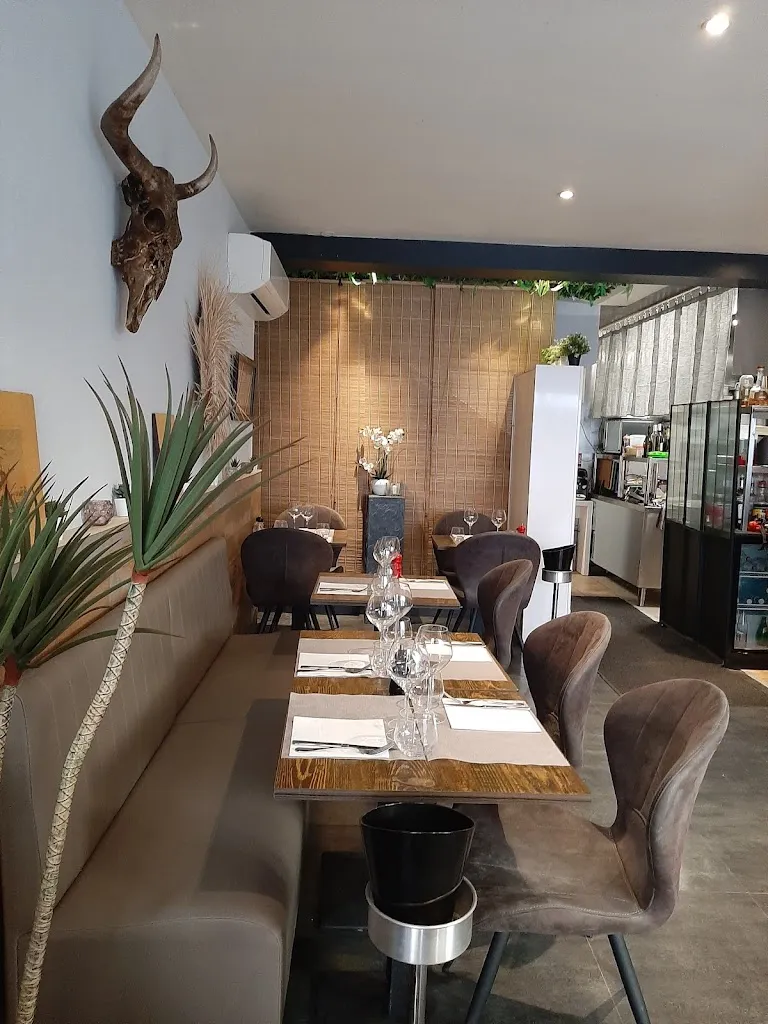 Le Saint Amour_Aigües_slider_image_1