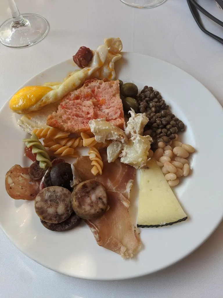 Alex Casey_Oliveras Restaurant_Besalú_recensione