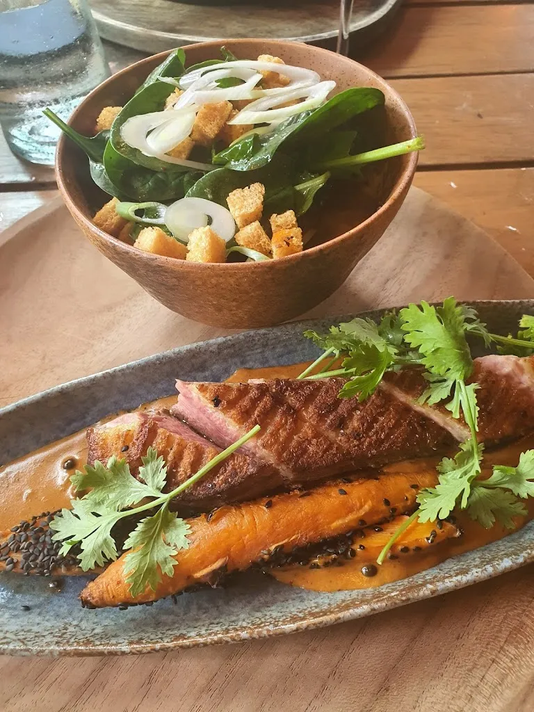 Jason McFarlane_Boem_Aigües_review