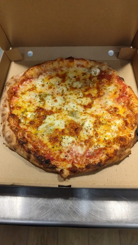 Josep Maria Coll_La Porta Petita_Besalú_review