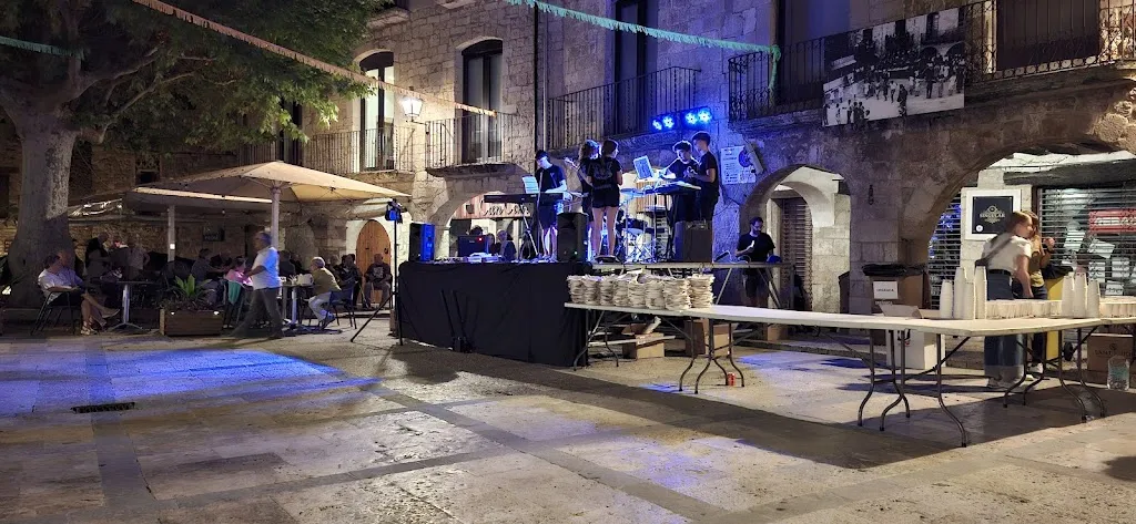 Hopsters Restaurant_Besalú_slider_image_3