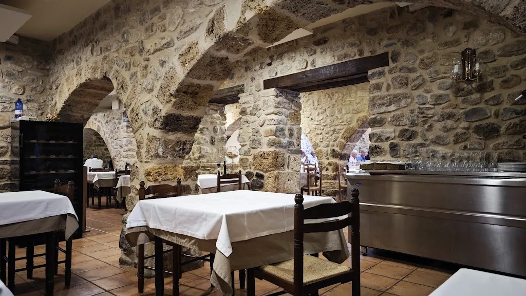 Mas Pere Pau_Besalú_slider_image_3