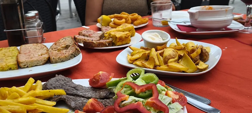 michael maldonado_Bar Restaurant El Sol_Besalú_review