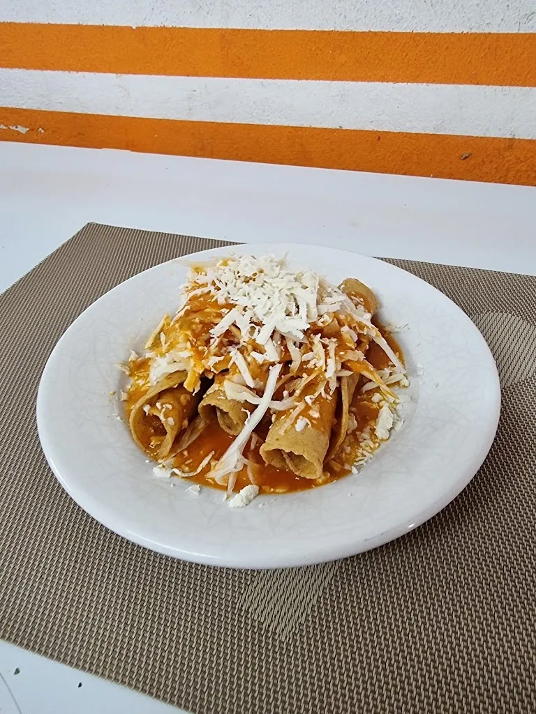 Queviures can goita_Besalú_slider_image_3