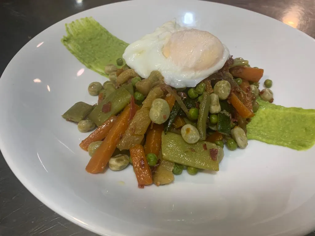 Restaurant Can Lladó_Bordils_slider_image_3