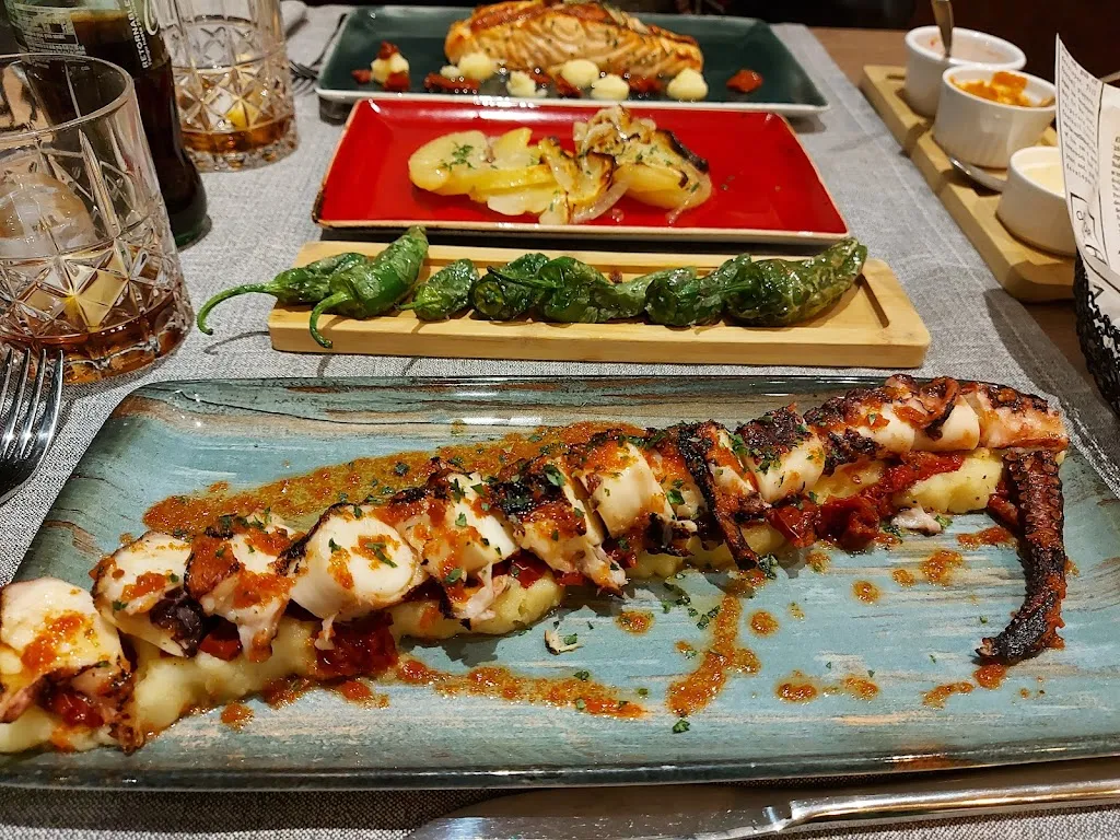 Tzwrtzina Kikina_La Ximenera_Alcoleja_review