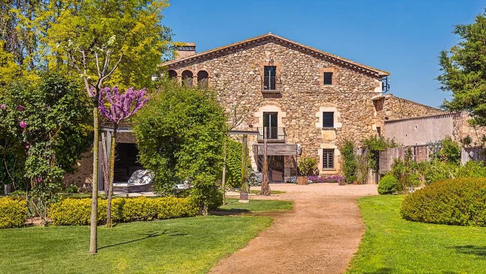 Mas Carreras 1846 Slowfarmhouse restaurant in Bordils