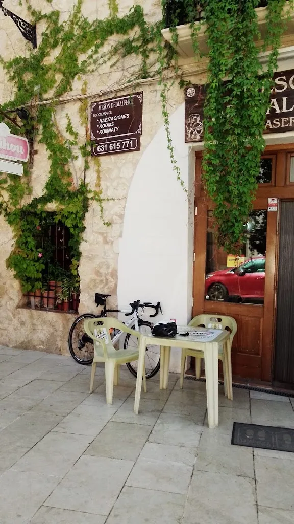 Alex & Adam Radford_Meson de Malferit_Alcoleja_recensione