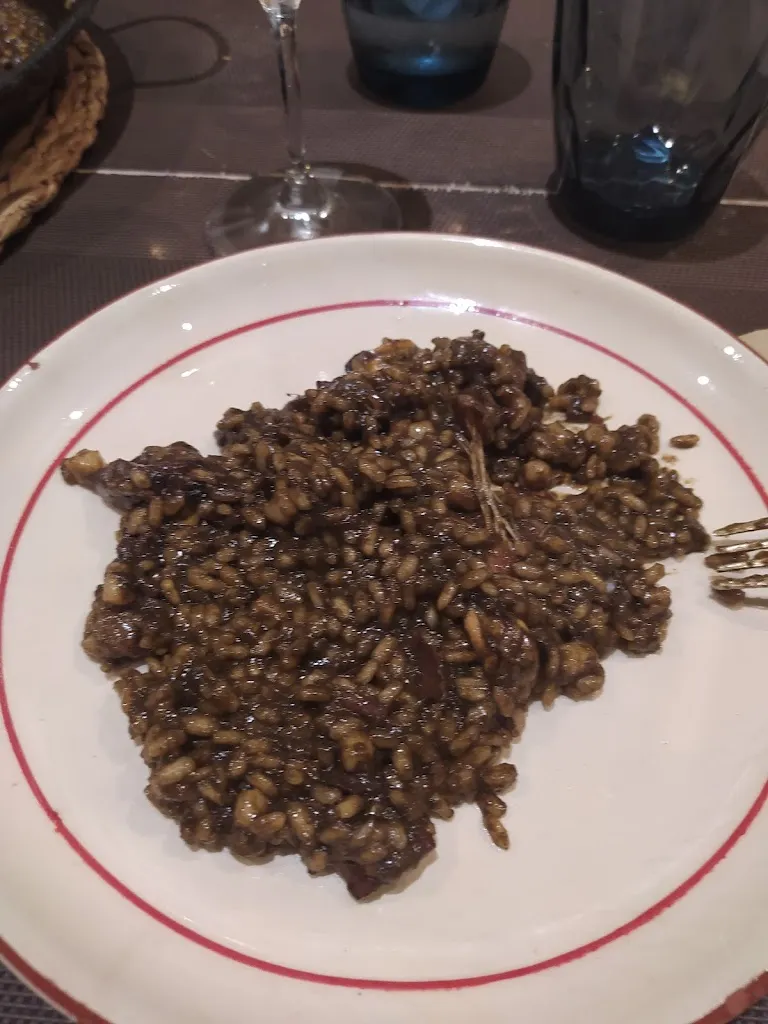 Menu_Restaurant L'Escut Cuina mediterrània_Bisbal dEmpordà La_image_6