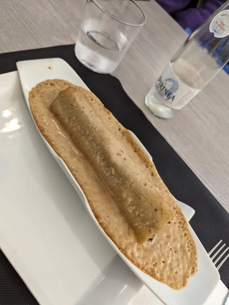 Paul Lavin_Divinum la bisbal_Bisbal dEmpordà La_review