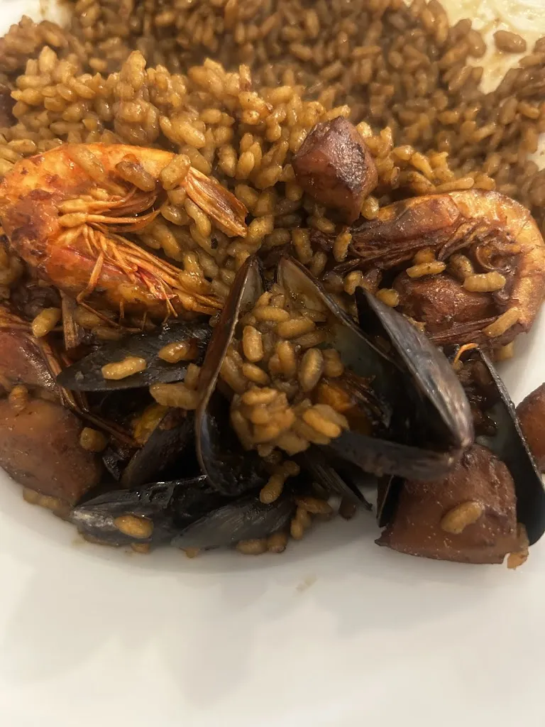 Jordi renart roca_Divinum la bisbal_Bisbal dEmpordà La_review