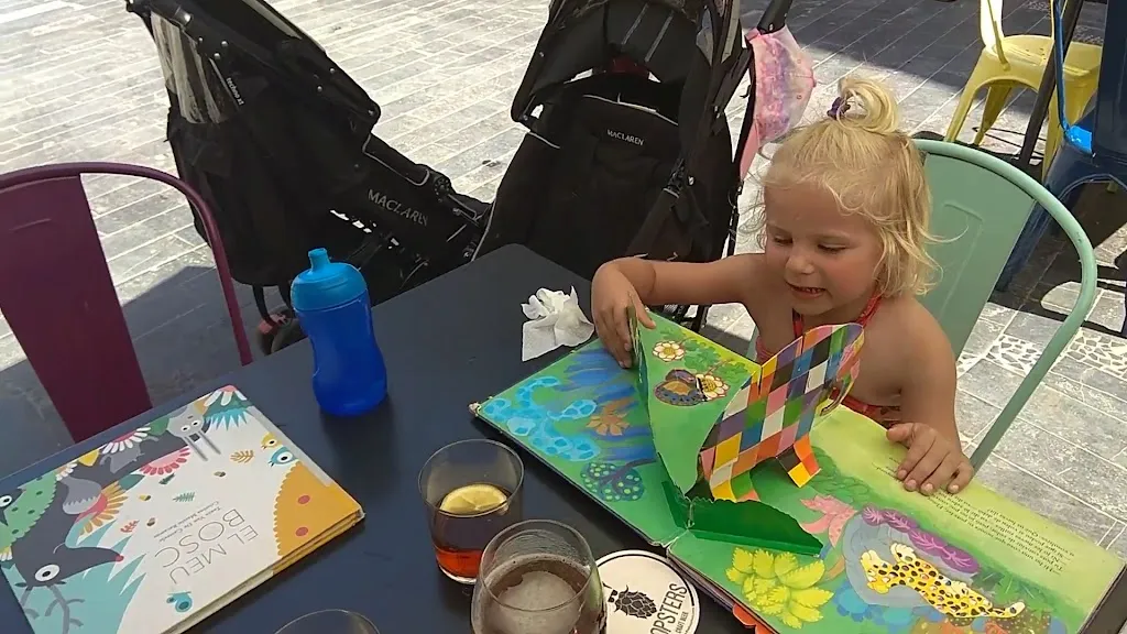 Ca la Pilar Dumingu_Bisbal dEmpordà La_slider_image_2