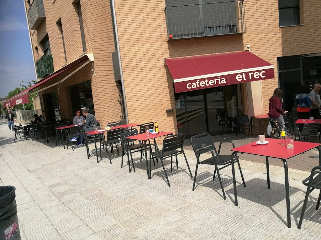 Cafeteria El Rec_Bisbal dEmpordà La_slider_image_1